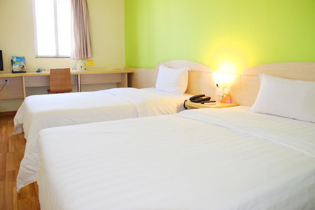 7Days Inn Dali Ancient Town Дали Стая снимка