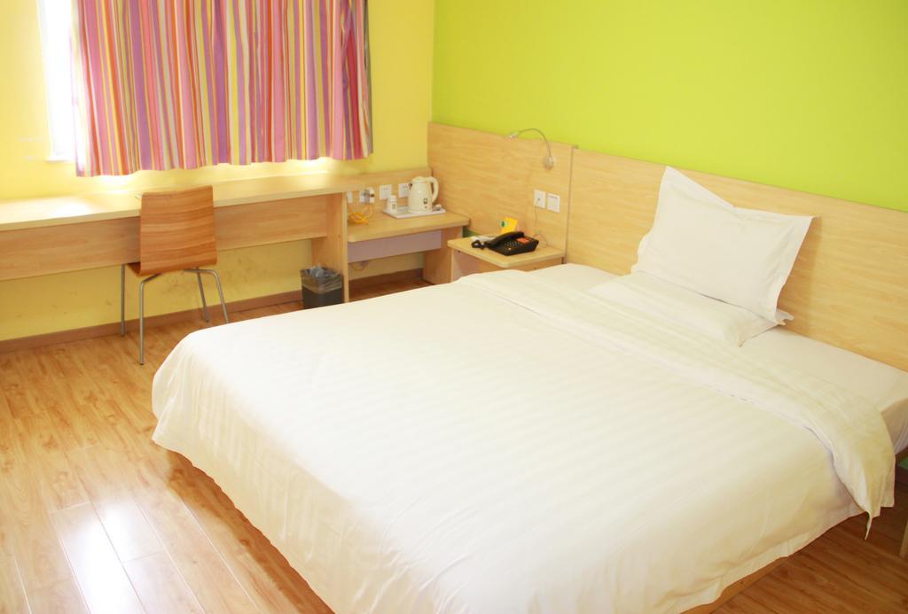 7Days Inn Dali Ancient Town Дали Стая снимка